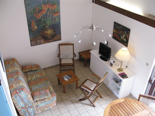 studio-standard-2.gif